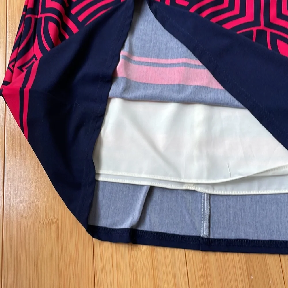 Eliza J geometric design business dress, bell sleeves, fully lined - Picture 4 of 7